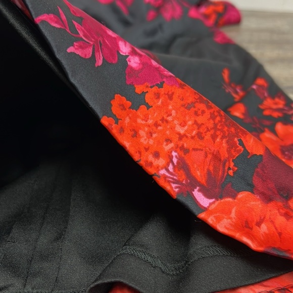 Cache Black Necklace Halter Silk Blend Floral Dress Size 0 - Picture 11 of 11